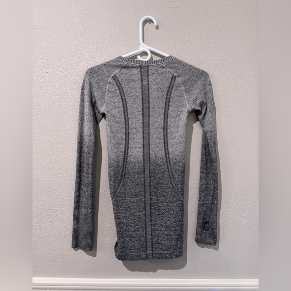 Lululemon Swiftly Tech Gray Ombré Women's Long Sleeve Top - Picture 2 of 5